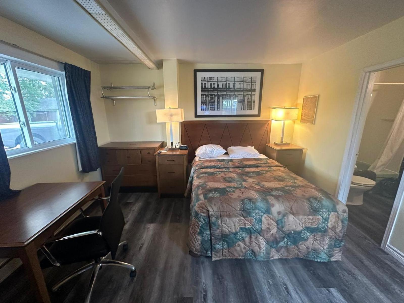 Pine Ridge Motel Timmins Exterior foto